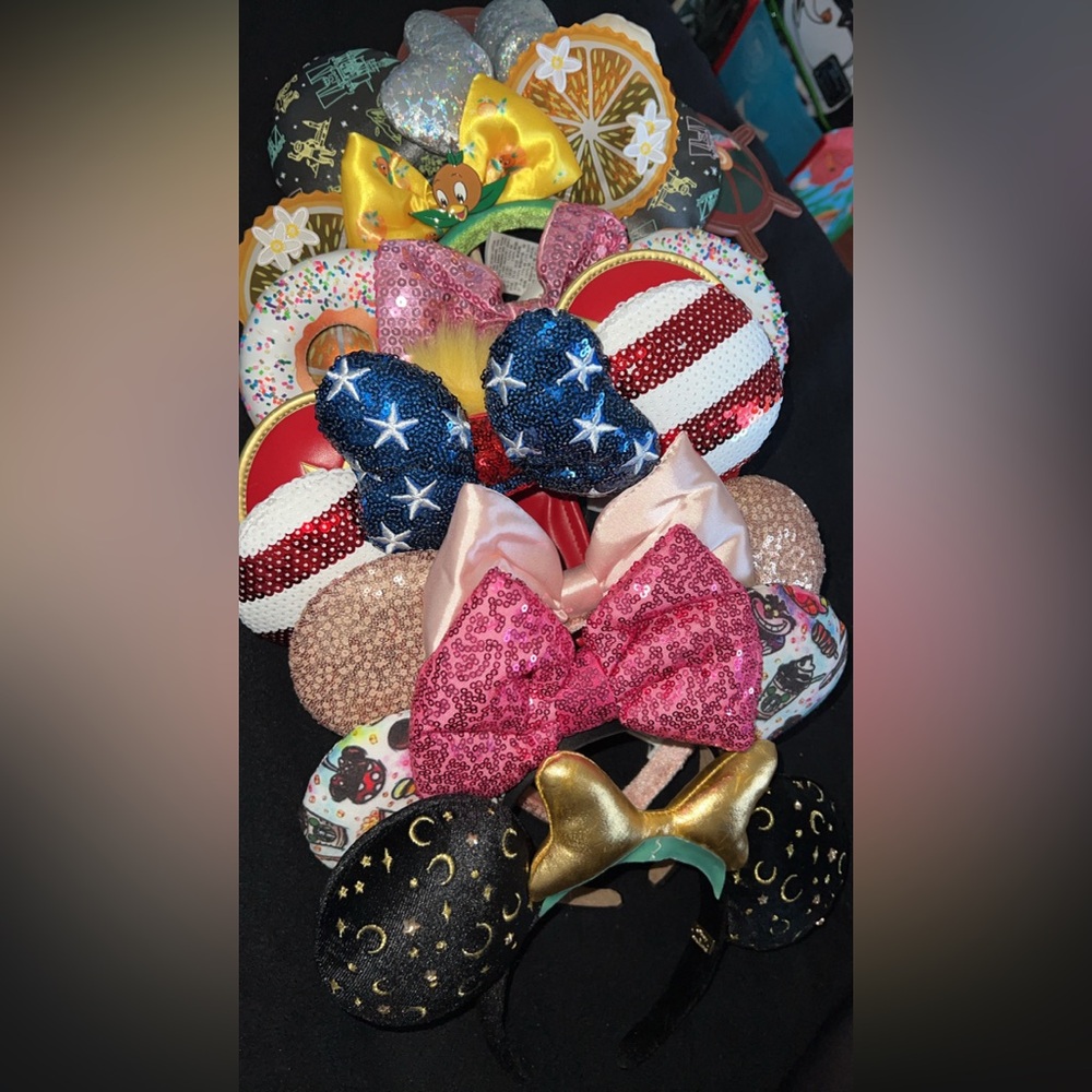 4 Disney Ears
